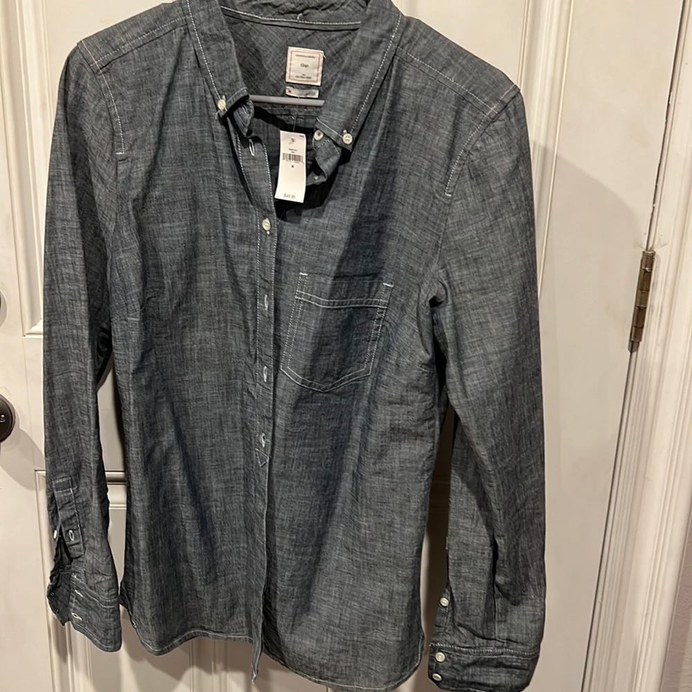 Gap tailored jean button down shirt